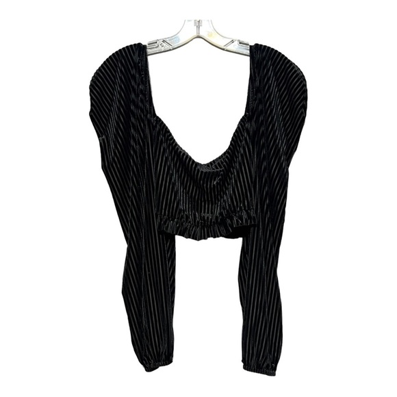 Pretty Little Thing Black Velvet Ribbed Cropped Top Long Puff Sleeve Square Neck - Picture 3 of 6